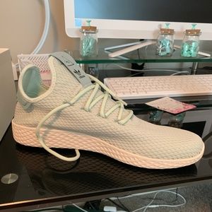 PW Tennis HU Brand New In Box